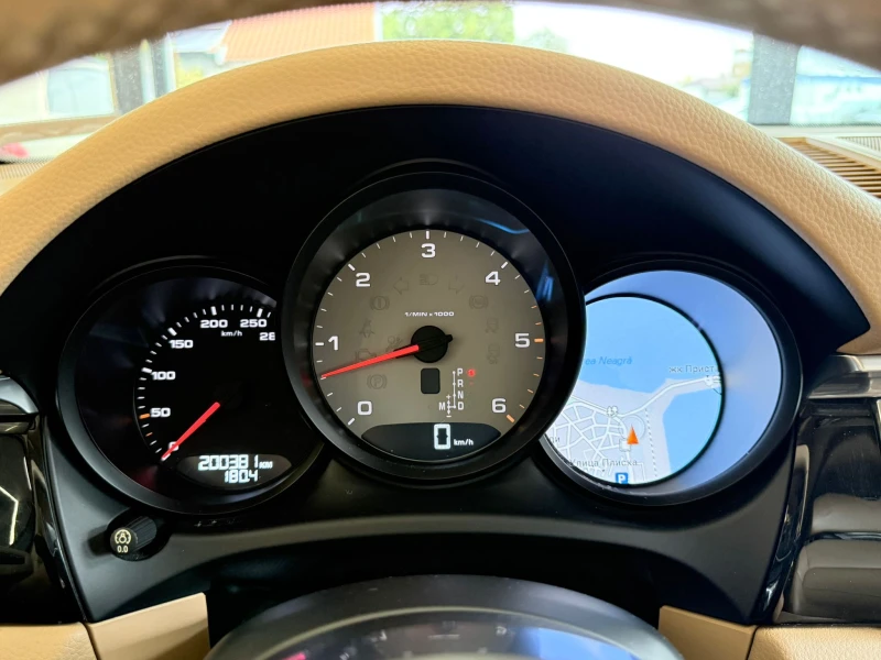 Porsche Macan S* Pano* Chrono* Обдух* Лизинг* Bose, снимка 12 - Автомобили и джипове - 51769246