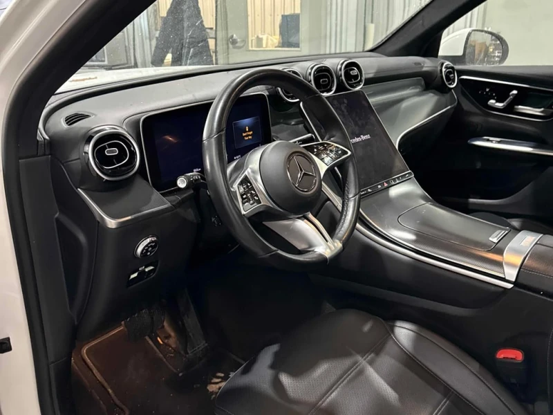 Mercedes-Benz GLC 300 * CARFAX * БЕЗ ПЪРВОНАЧАЛНА ВНОСКА, снимка 5 - Автомобили и джипове - 52681362