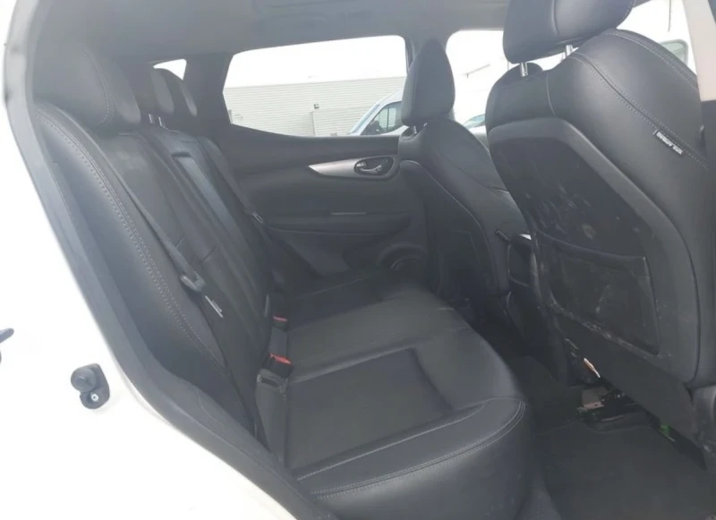 Nissan Qashqai 1.2i PANORAMA* Key less* 360 Camera* , снимка 10 - Автомобили и джипове - 53190962