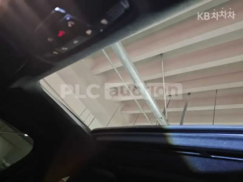 Mercedes-Benz GLC 43 AMG COUPE / HEAD UP / 360 / BURMESTER / ЦЕНА ДО БГ, снимка 9 - Автомобили и джипове - 55407386