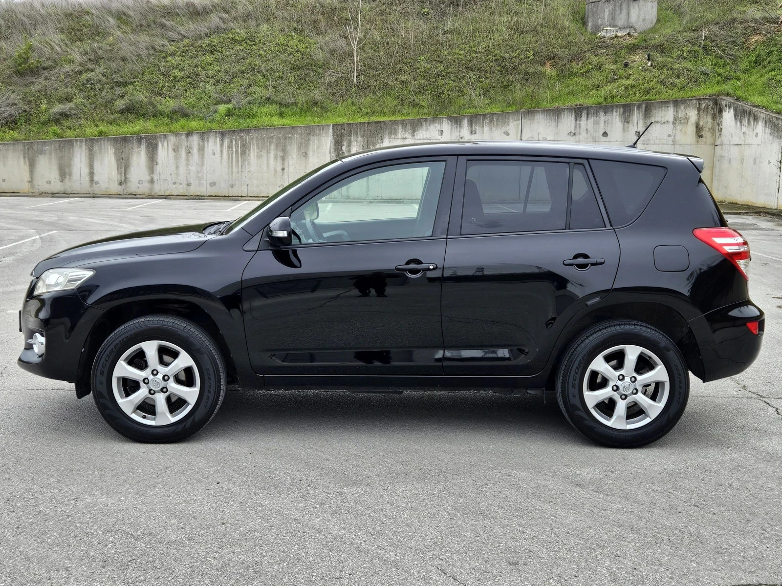 Toyota Rav4 2.0 ФЕЙСЛИФТ ЛИЗИНГ + БАРТЕР - изображение 4