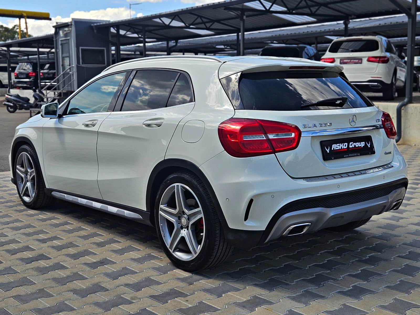 Mercedes-Benz GLA 220 AMG/4MATIC/OFFROAD/GERMANY/CAMERA/PANO/AMBIENT/LIZ - изображение 7