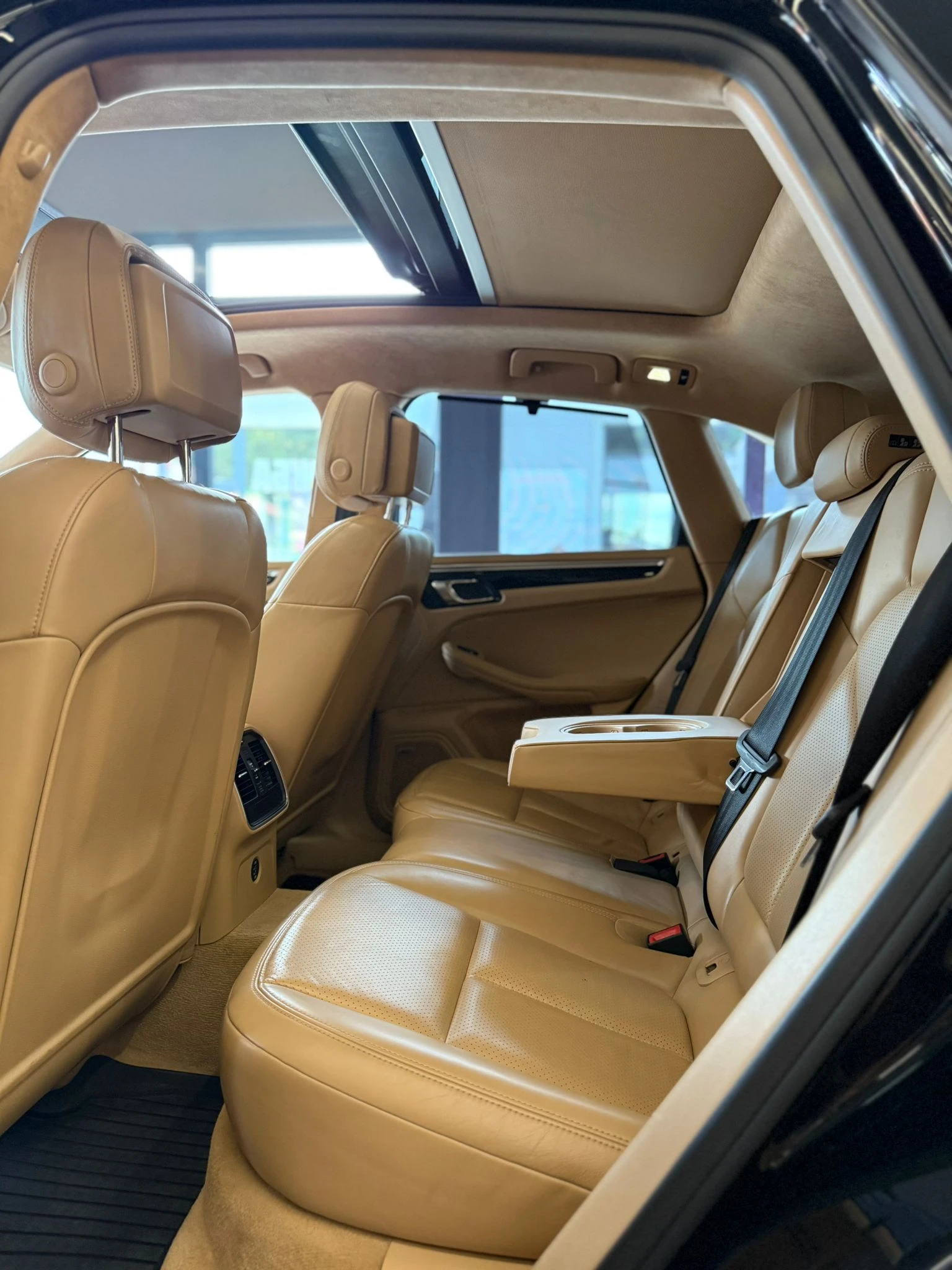 Porsche Macan S* Pano* Chrono* * * Bose | Mobile.bg   15