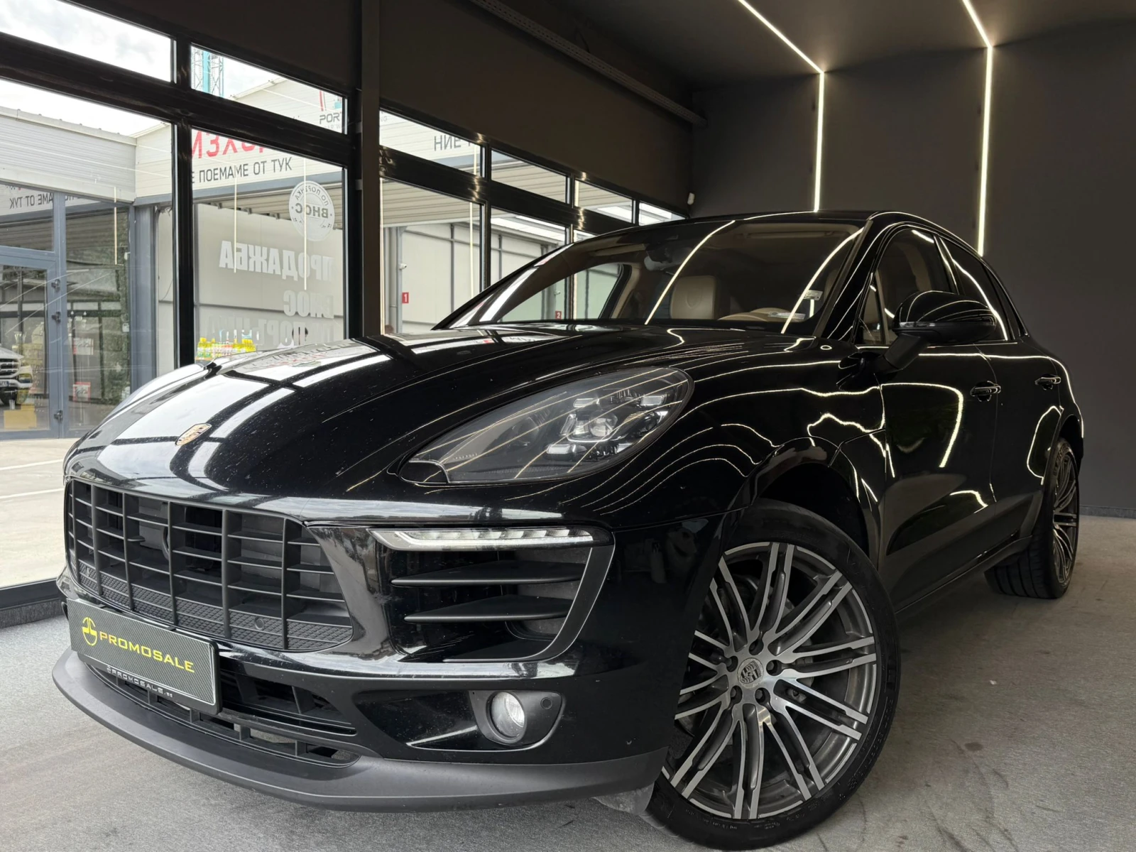 Porsche Macan S* Pano* Chrono* Обдух* Лизинг* Bose - изображение 3