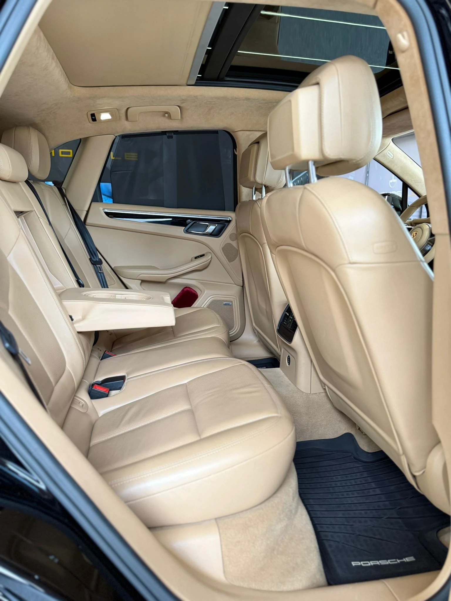 Porsche Macan S* Pano* Chrono* * * Bose | Mobile.bg   16