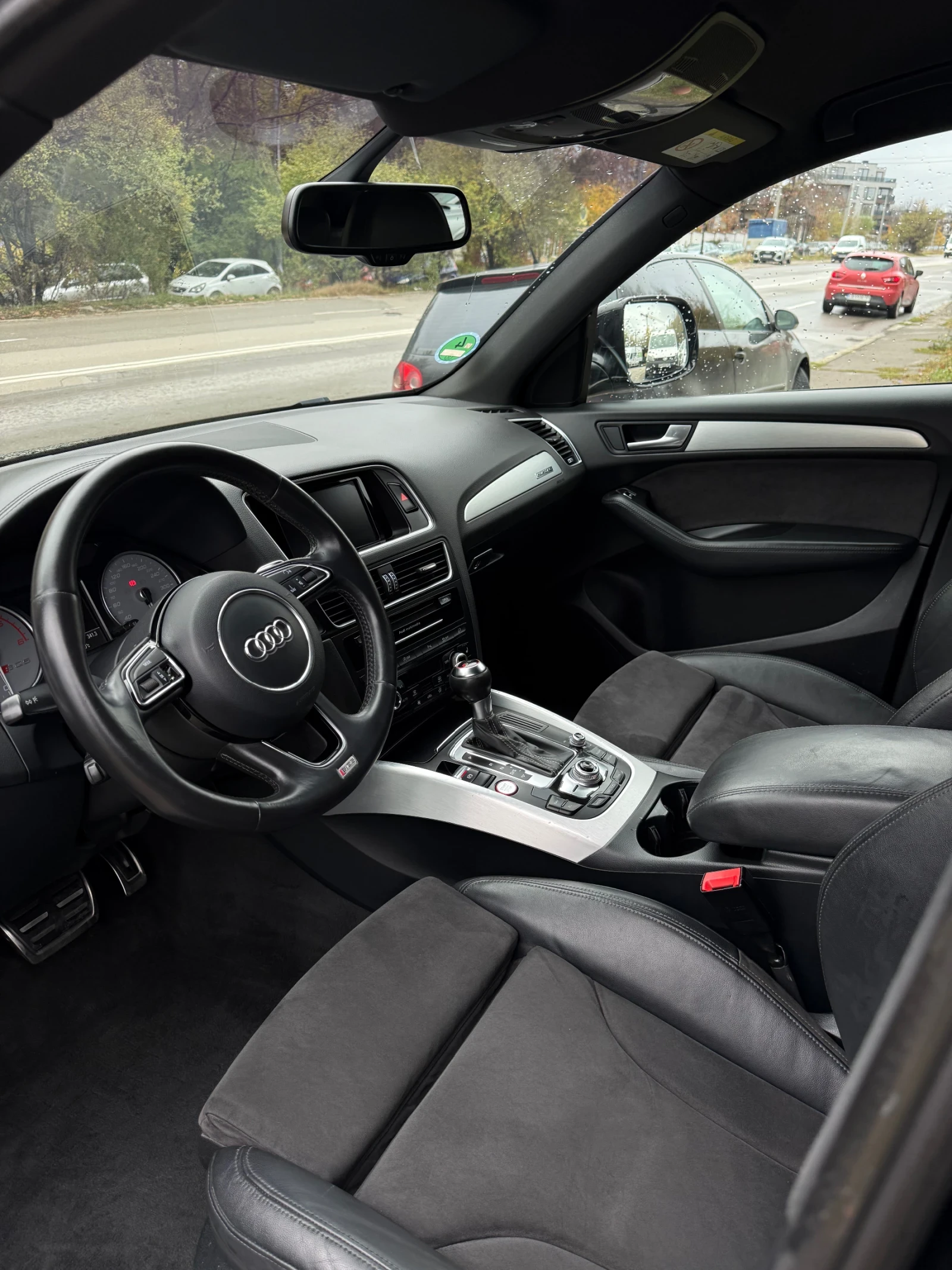 Audi SQ5 Competition - изображение 7