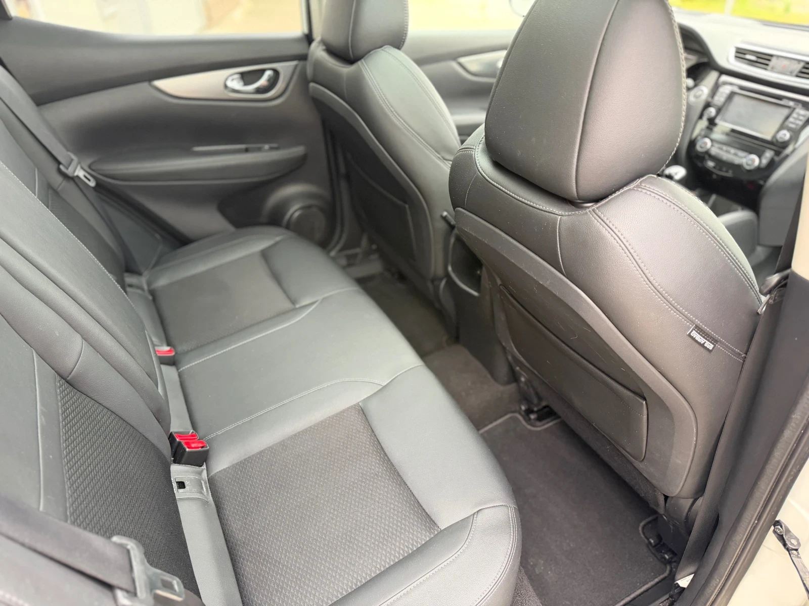 Nissan Qashqai 1.2i PANORAMA* Key less* 360 Camera*  | Mobile.bg � ����������� 10