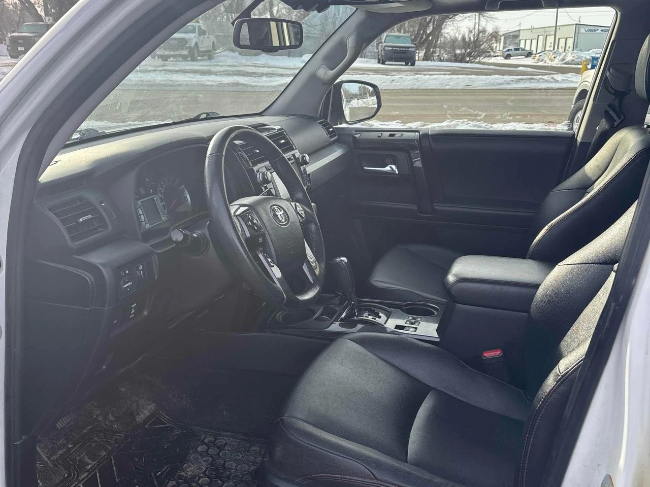 Toyota 4runner SR5* 4.0* Подгреви* Шибедах* Камера, снимка 7 - Автомобили и джипове - 53865180