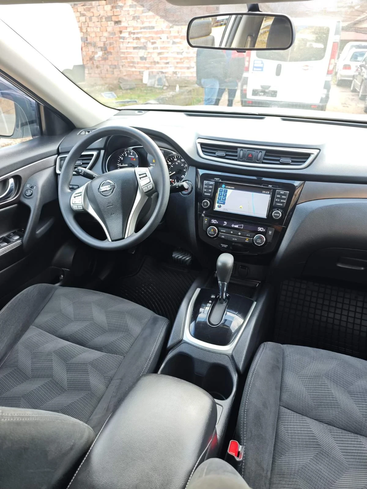 Nissan Rogue 2.5 Бензин/Газ 4х4, снимка 7 - Автомобили и джипове - 54323880