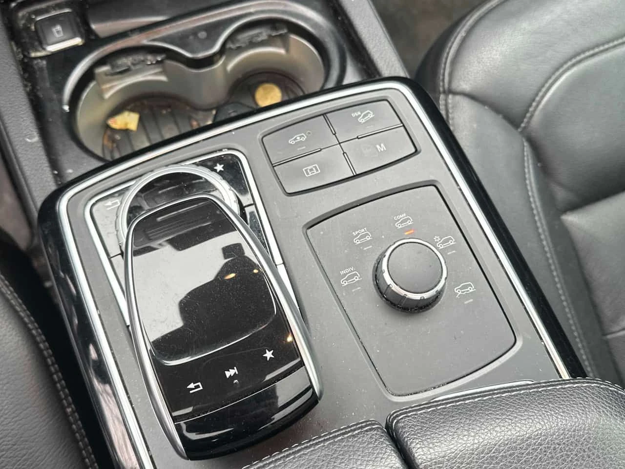 Mercedes-Benz GLE 400 | DISTRONIC | 360 | HARMAN KARDON | ПАНОРАМА | , снимка 12 - Автомобили и джипове - 54385403