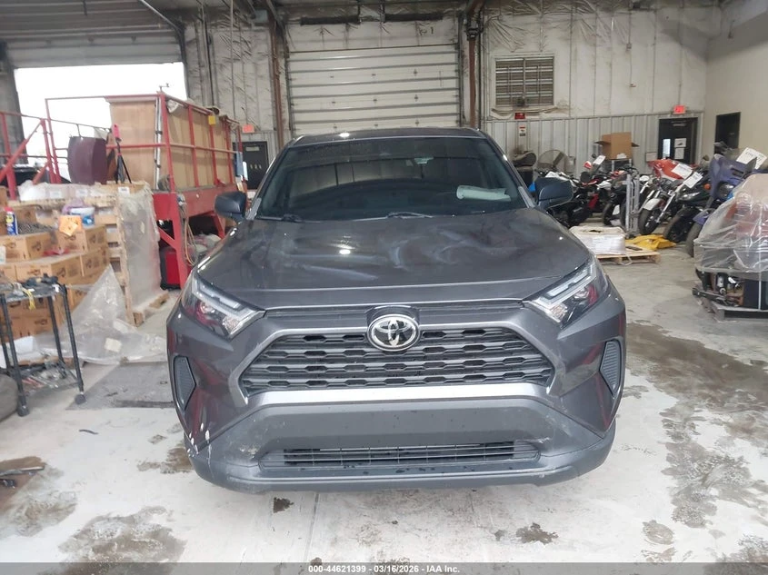 Toyota Rav4 2.5l Le, снимка 13 - Автомобили и джипове - 54439117