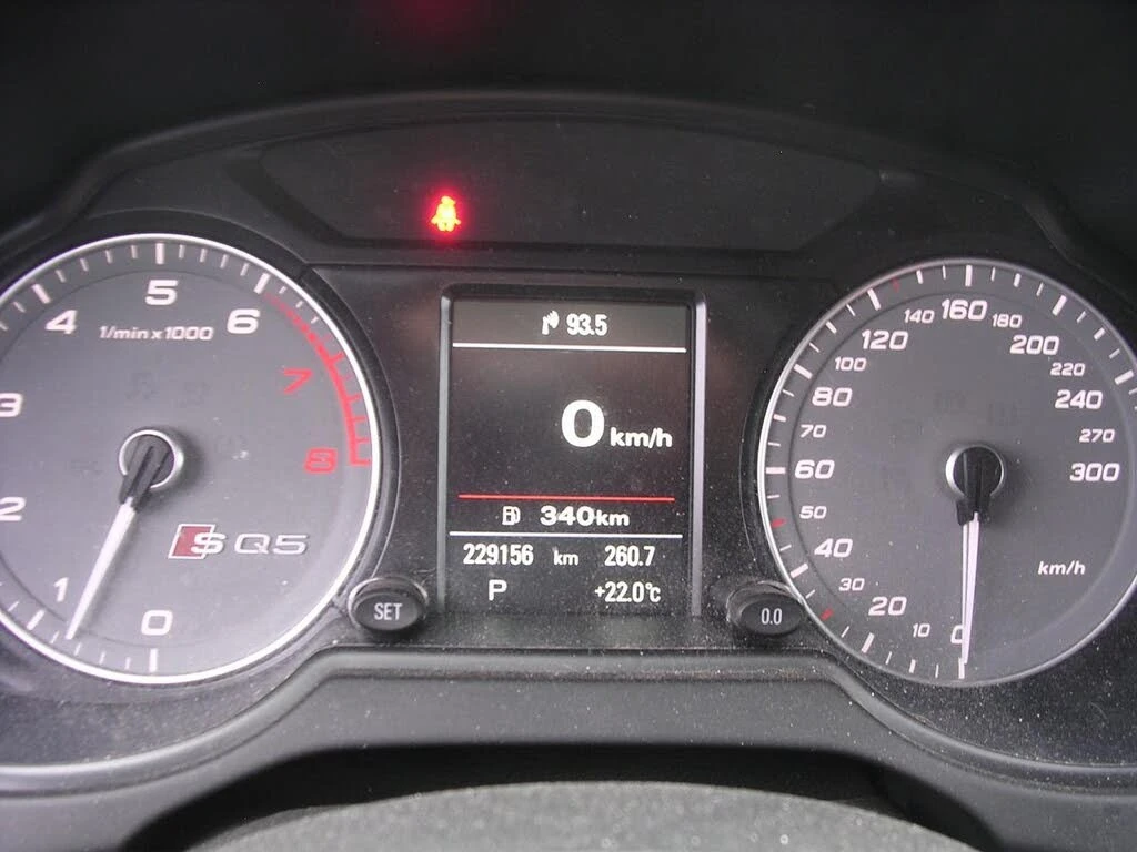 Audi SQ5 3.0T * Progressiv * АвтоКредит* (ЦЕНА ДО БГ), снимка 12 - Автомобили и джипове - 54554354