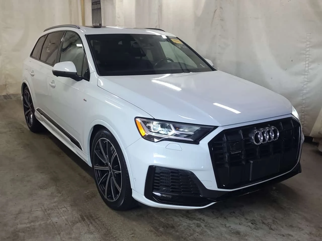 Audi Q7 * PROGRESSIV | 55 TFSI | DISTRONIC | LED | PANO | , снимка 2 - Автомобили и джипове - 54906967