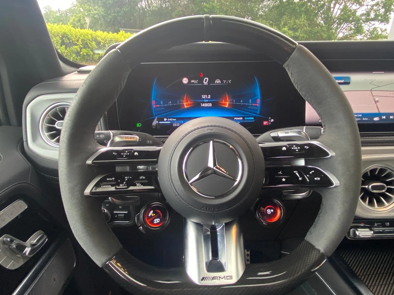 Mercedes-Benz G 63 AMG * NEW MODEL* MANUFAKTUR* CARBON* BURMESTER* 360* , снимка 8 - Автомобили и джипове - 54909325