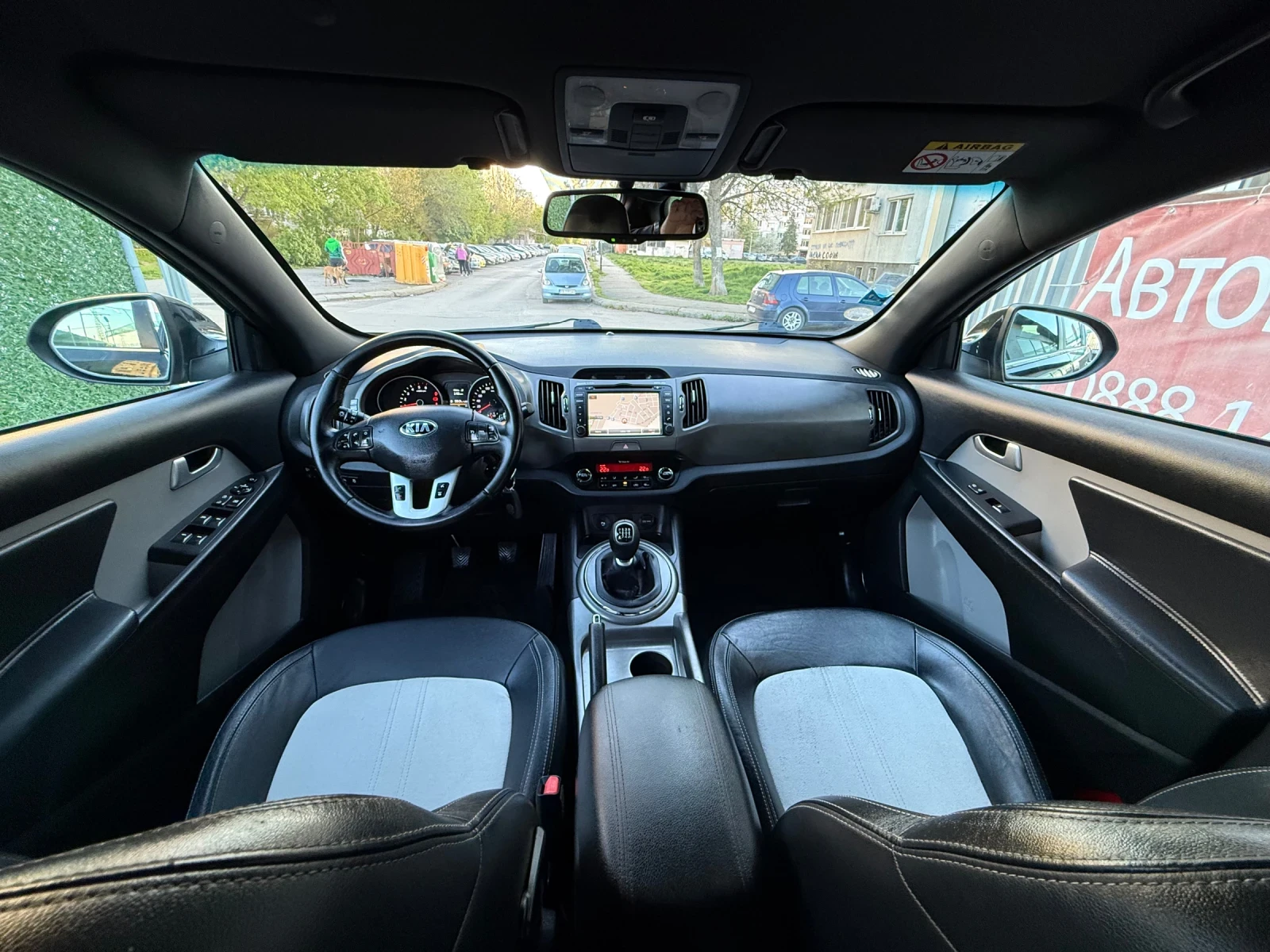 Kia Sportage 1.7crdi-116к.с Новия Фейс Камера Кожа Алкантара, снимка 9 - Автомобили и джипове - 54979158