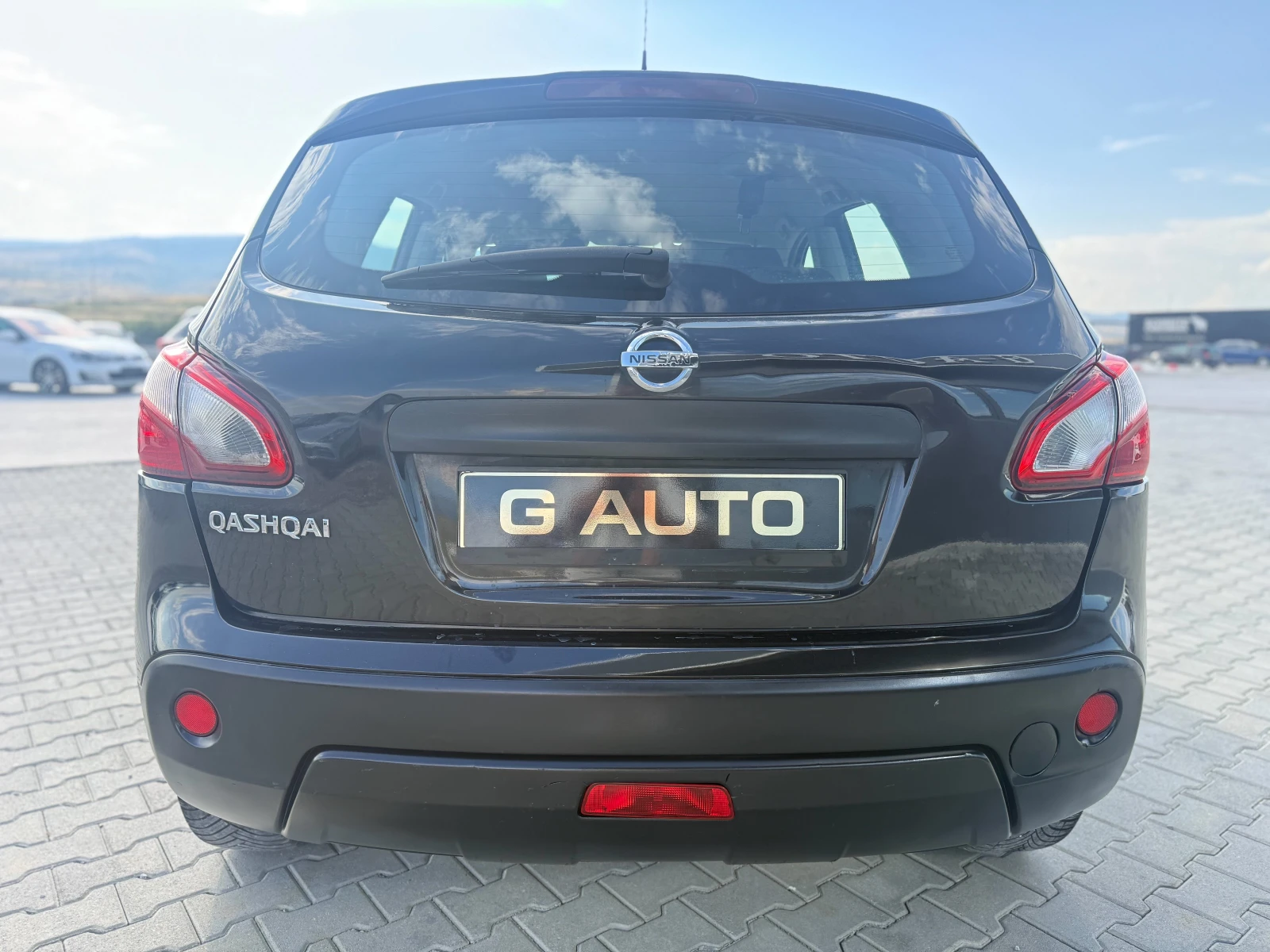 Nissan Qashqai 1.6 ГАЗ ЛИЗИНГ, снимка 6 - Автомобили и джипове - 55045839