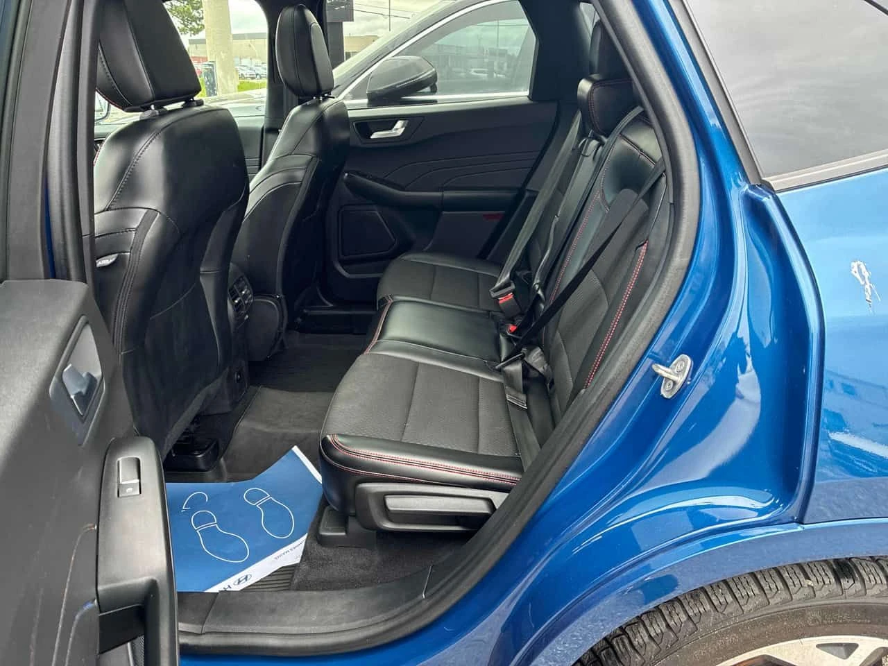Ford Escape * ST Line Select * АВТОКРЕДИТ* , снимка 12 - Автомобили и джипове - 55100446