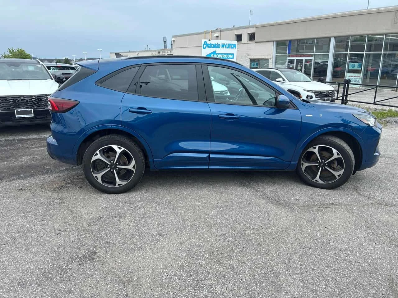 Ford Escape * ST Line Select * АВТОКРЕДИТ* , снимка 3 - Автомобили и джипове - 55100446