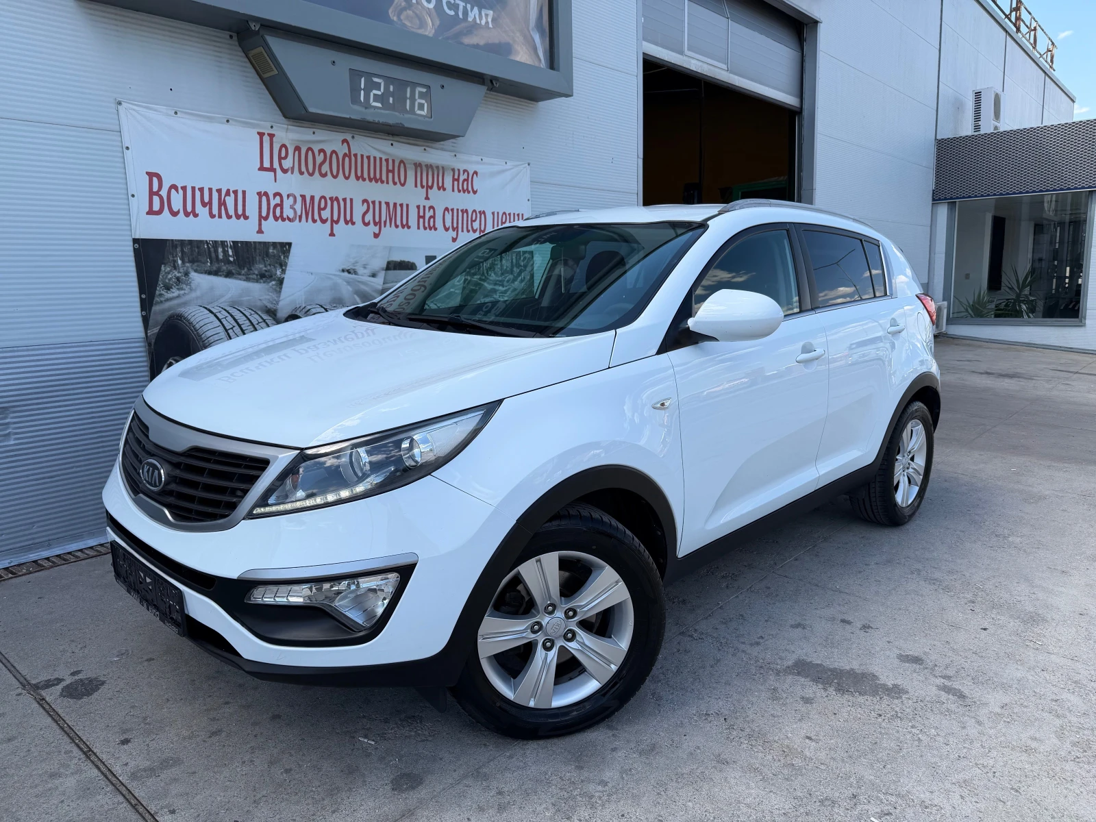 Kia Sportage 1.7CRDI, снимка 2 - Автомобили и джипове - 55235797