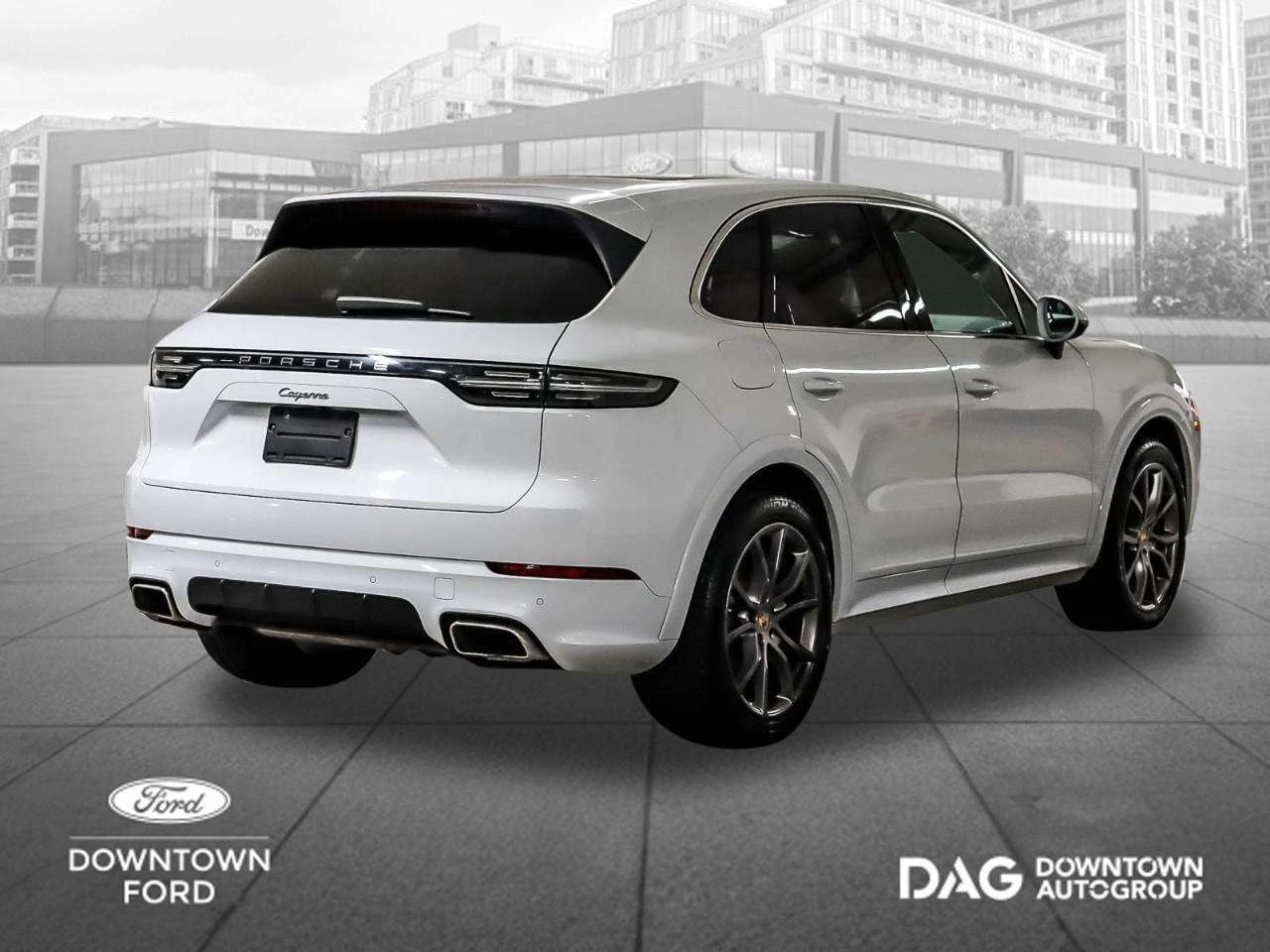 Porsche Cayenne * AWD * АВТОКРЕДИТ * ГЛАВНО ПРЕДСТАВИТЕЛСТВО, снимка 5 - Автомобили и джипове - 56083089