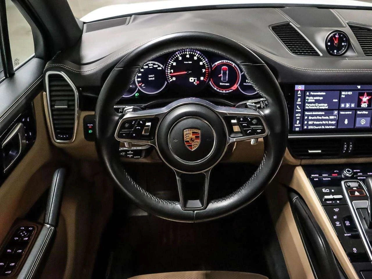 Porsche Cayenne * AWD * АВТОКРЕДИТ * ГЛАВНО ПРЕДСТАВИТЕЛСТВО, снимка 10 - Автомобили и джипове - 56083089