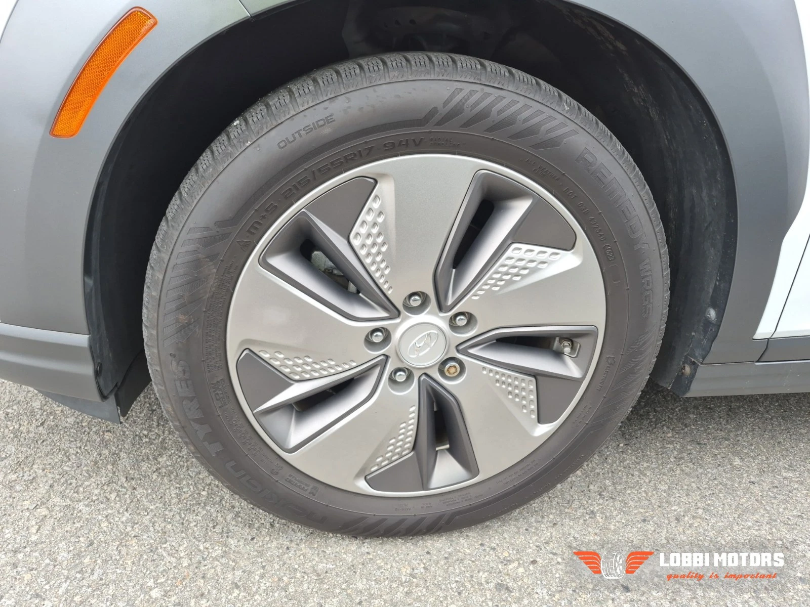 Hyundai Kona, снимка 6 - Автомобили и джипове - 56099280
