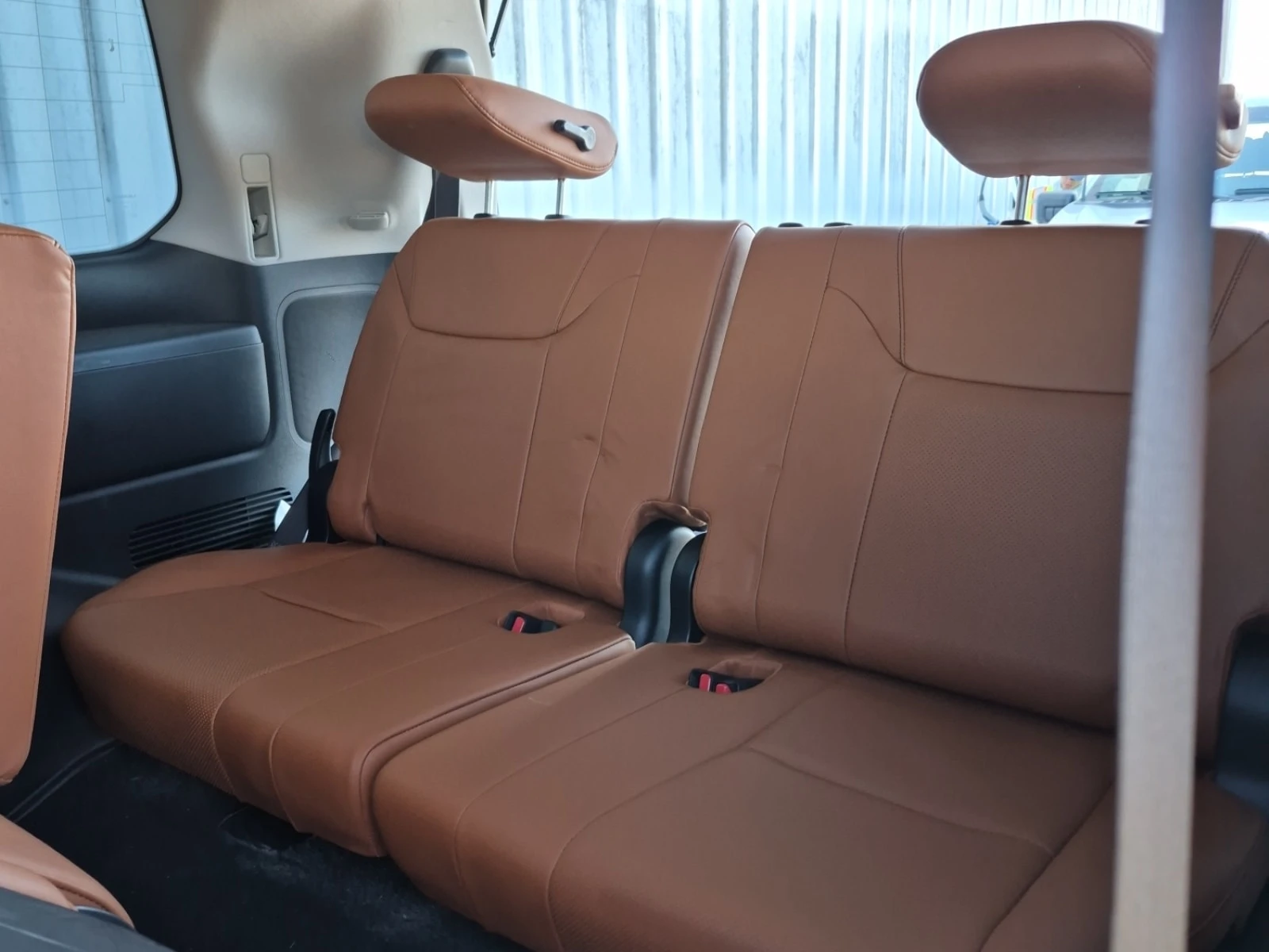 Lexus LX 570 5.7L  4WD 4DR / CARFAX /  | Mobile.bg � ����������� 15