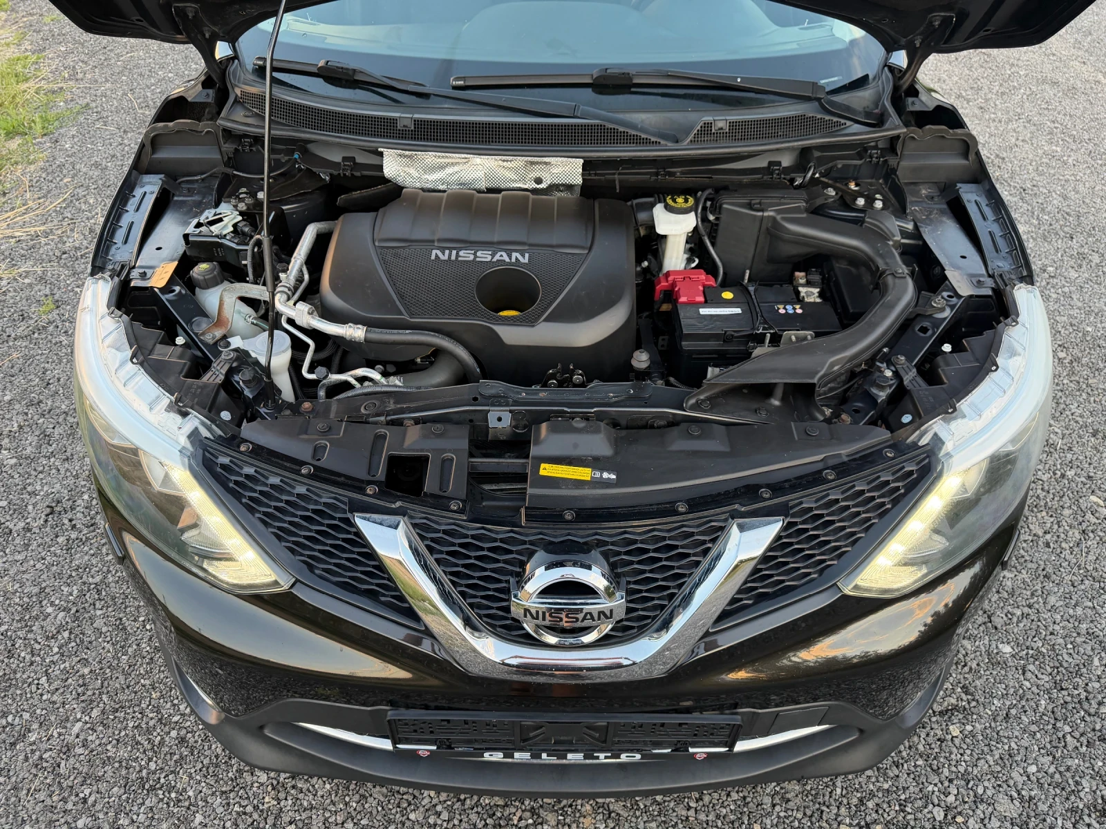 Nissan Qashqai 1.5dci/tekna/panorama/лизинг, снимка 15 - Автомобили и джипове - 56184278
