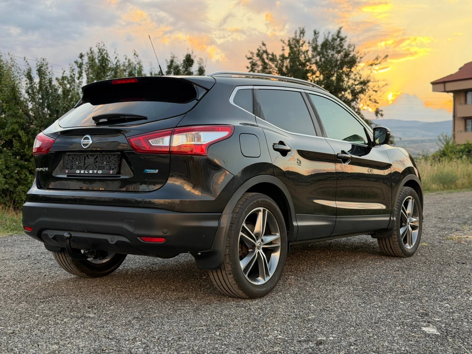 Nissan Qashqai 1.5dci/tekna/panorama/лизинг, снимка 6 - Автомобили и джипове - 56184278