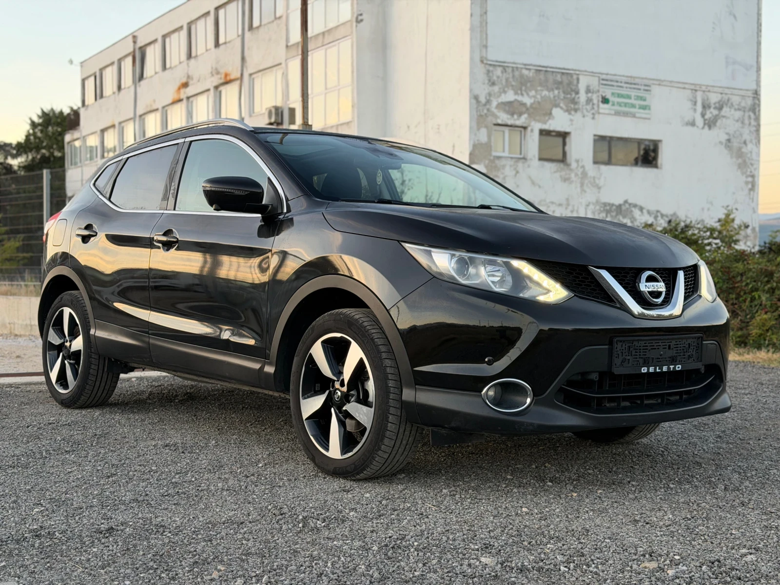 Nissan Qashqai 1.5dci/tekna/panorama/������ | Mobile.bg � ����������� 8