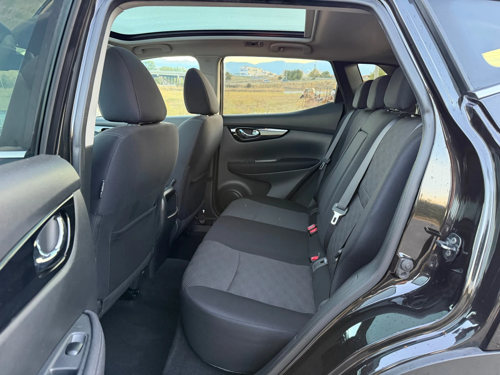 Nissan Qashqai 1.5dci/tekna/panorama/������ | Mobile.bg � ����������� 12