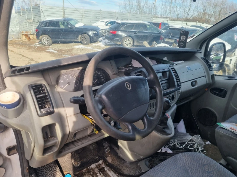 Renault Trafic 1.9dci-101ks-2006god-На части!!!, снимка 7 - Бусове и автобуси - 47402326