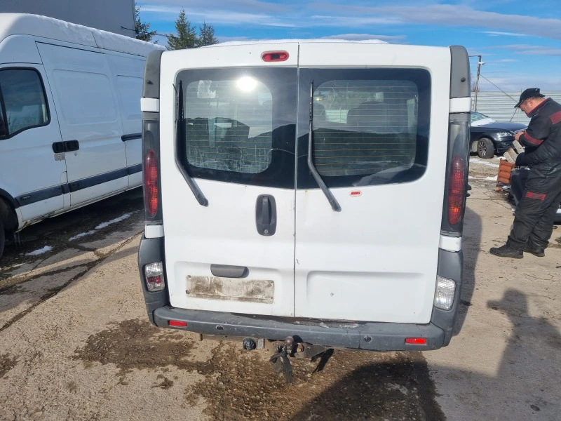 Renault Trafic 1.9dci-101ks-2006god-На части!!!, снимка 6 - Бусове и автобуси - 47402326