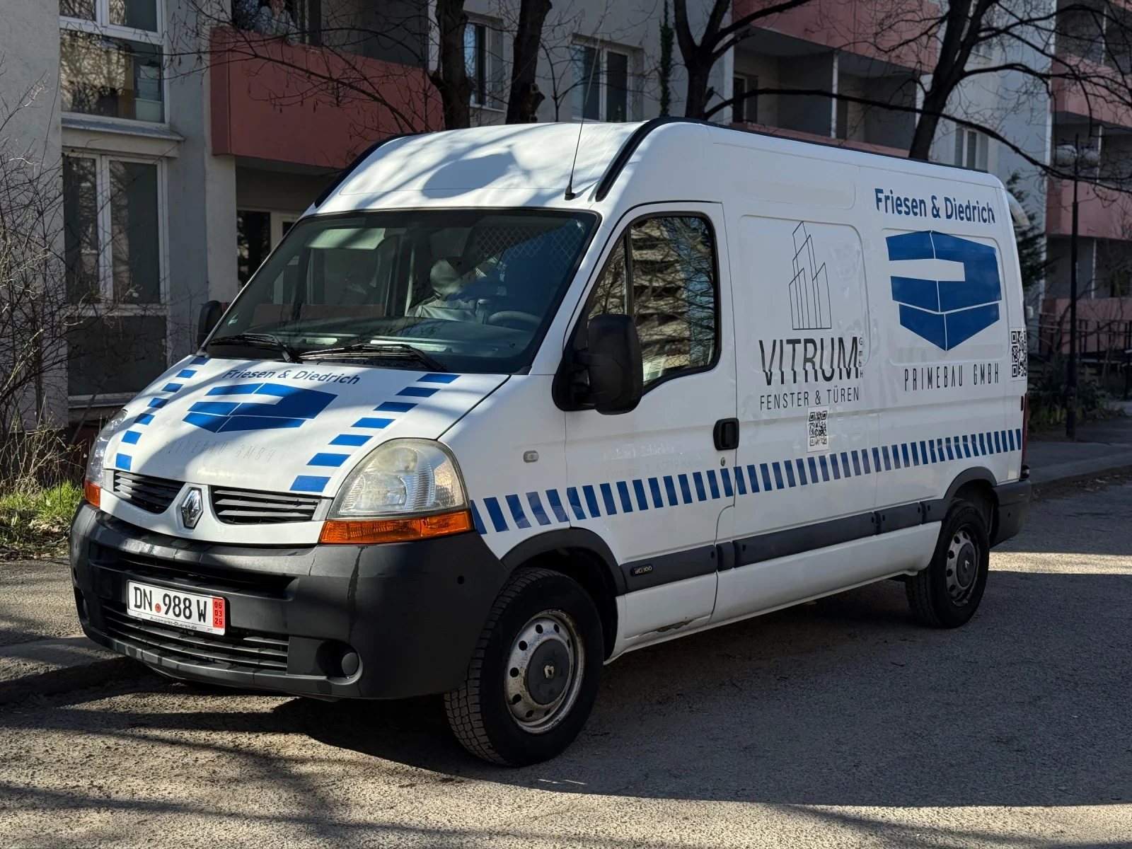 Renault Master 2.5D, снимка 3 - Бусове и автобуси - 54403897