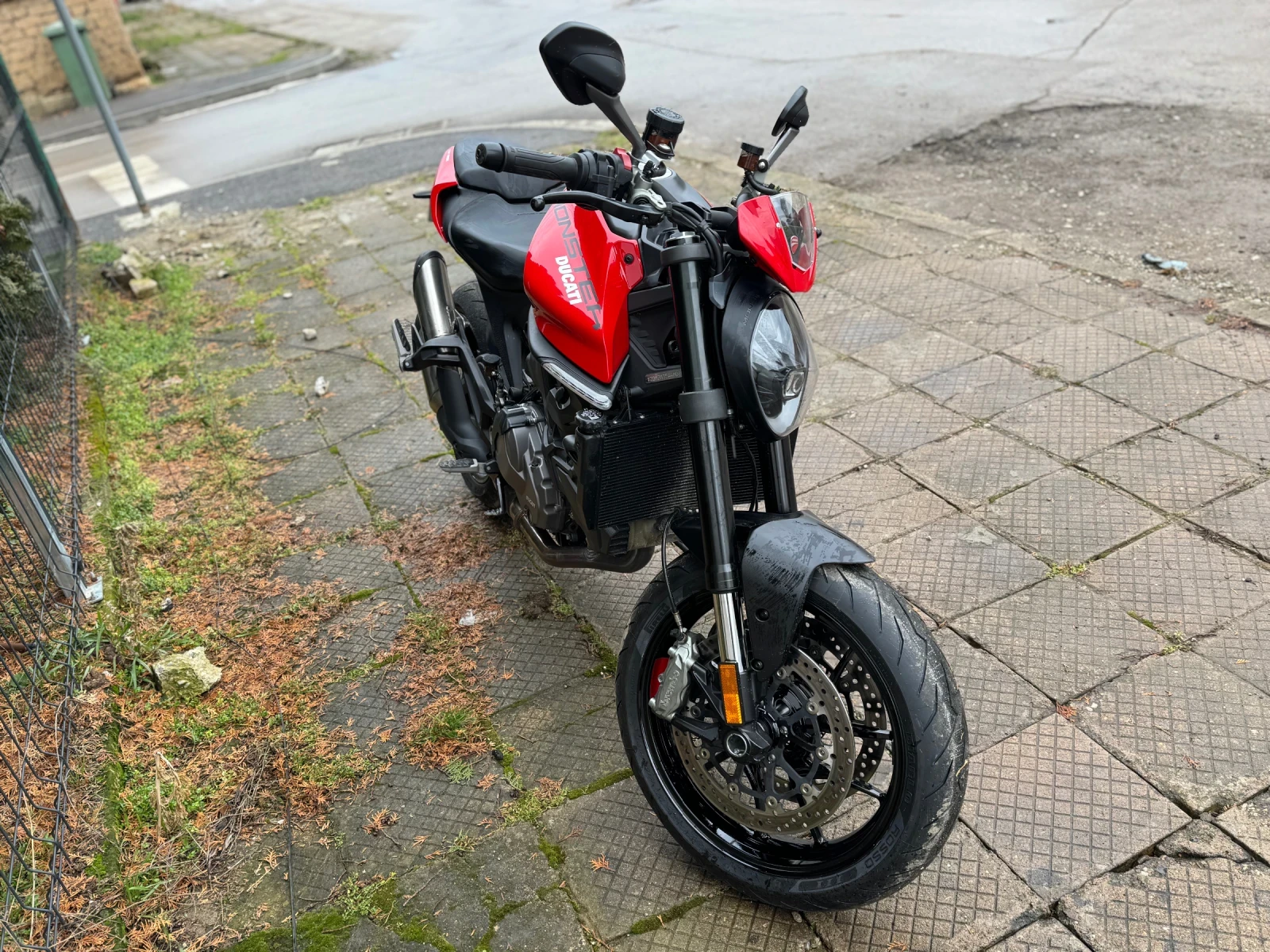 Ducati Monster 937 - изображение 6