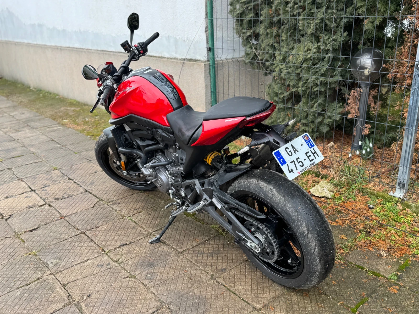 Ducati Monster 937 - изображение 4