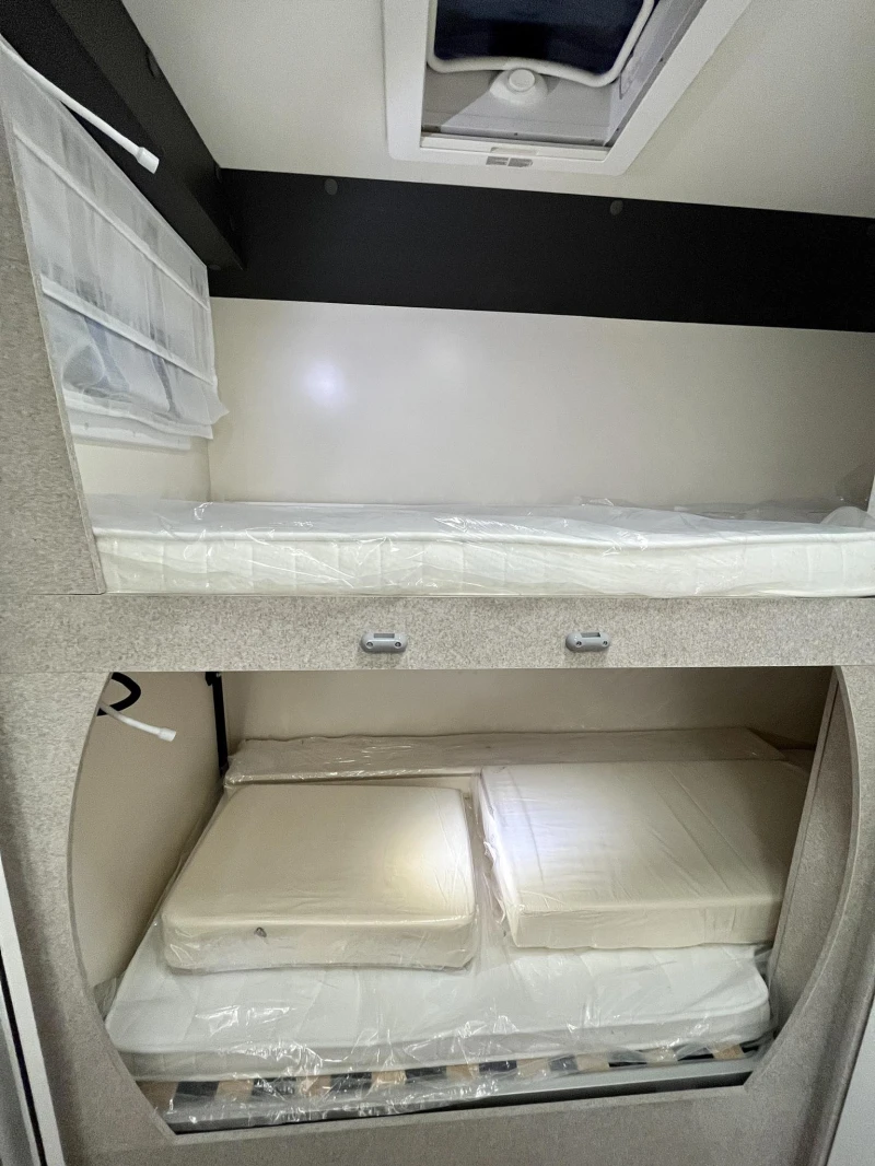 Кемпер McLouis Glamys 7 МЕСТА Ducato , снимка 11 - Каравани и кемпери - 51798428