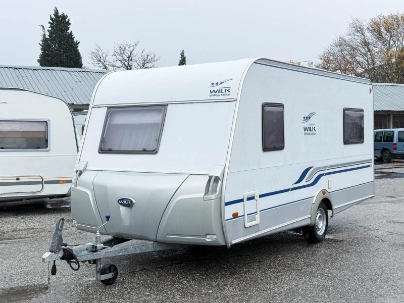Каравана Wilk S3 450FS Birthday Edition+ Климатик/Форселт, снимка 4 - Каравани и кемпери - 52998965