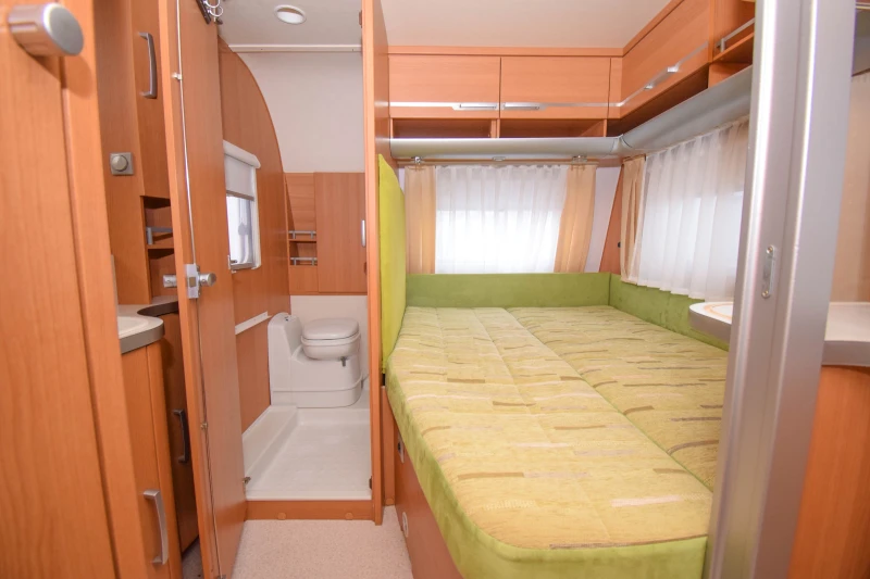 Каравана Wilk S3 450FS Birthday Edition+ Климатик/Форселт, снимка 13 - Каравани и кемпери - 52998965