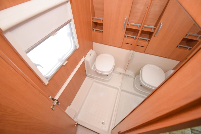 Каравана Wilk S3 450FS Birthday Edition+ Климатик/Форселт, снимка 14 - Каравани и кемпери - 52998965