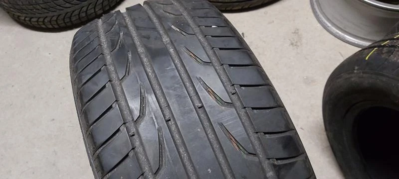 Гуми Летни 245/45R18, снимка 2 - Гуми и джанти - 30949760