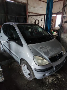 Mercedes-Benz A 160 Лек, снимка 3