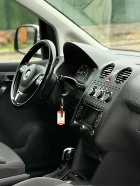 VW Caddy 1.6 TDI Maxi DSG, снимка 12
