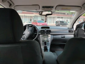 Toyota Avensis D4D, снимка 13