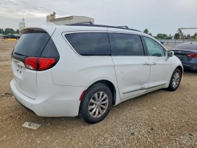 Chrysler Pacifica 3.6l Touring L, снимка 3