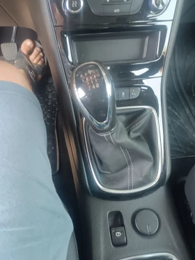 Opel Astra Gs-line 1.2Turbo - 8500 € / 16624.56 лв. - 46859644 11