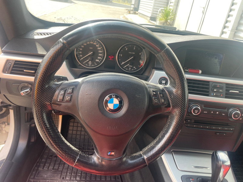 BMW 330 Facelift+ M-packet+ Sport-packet+ 3.0+ 245kc, снимка 10 - Автомобили и джипове - 46388018