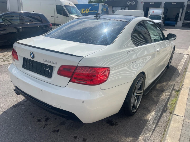 BMW 330 Facelift+ M-packet+ Sport-packet+ 3.0+ 245kc, снимка 5 - Автомобили и джипове - 46388018