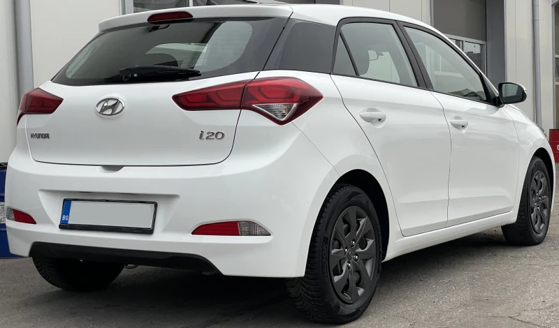 Hyundai I20 Върнат от Лизинг Euro 6B, снимка 4 - Автомобили и джипове - 47292492