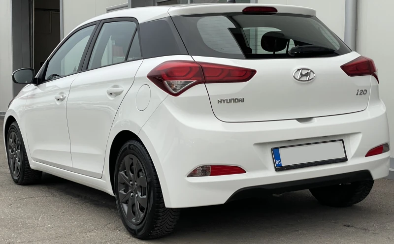 Hyundai I20 Върнат от Лизинг Euro 6B, снимка 3 - Автомобили и джипове - 47292492